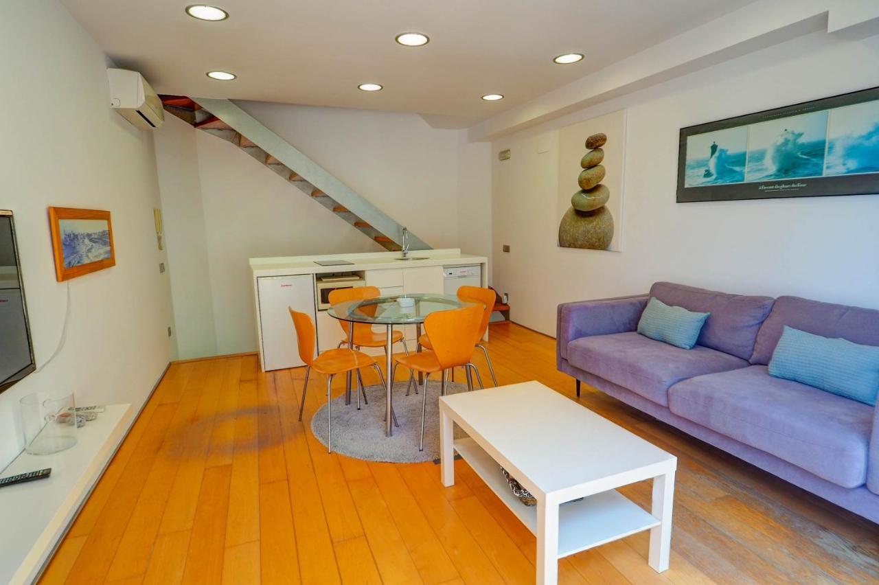 Port Alegre Attic By Hello Homes Sitges Ngoại thất bức ảnh