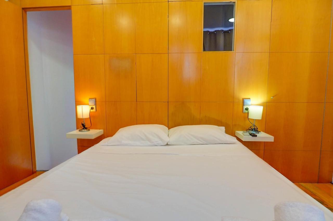 Port Alegre Attic By Hello Homes Sitges Ngoại thất bức ảnh