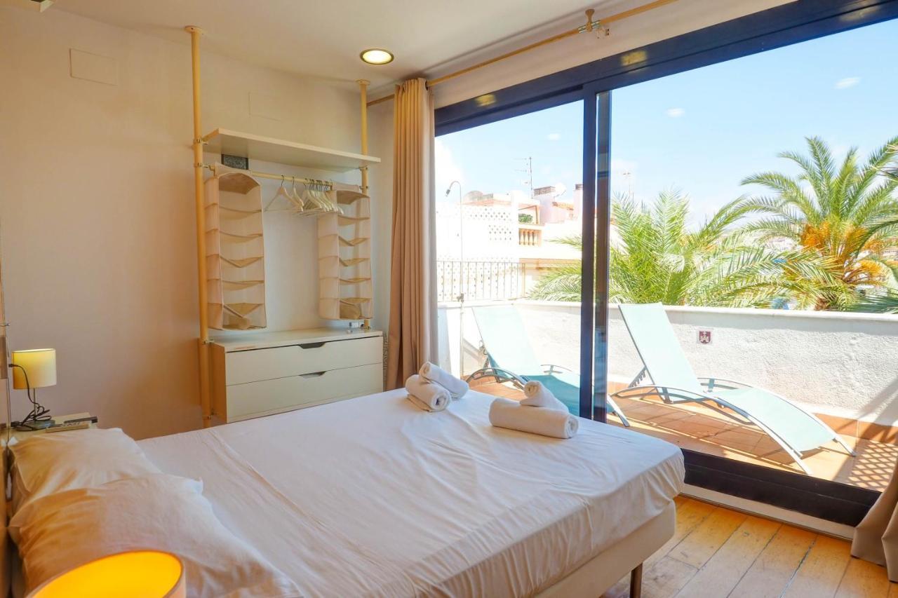 Port Alegre Attic By Hello Homes Sitges Ngoại thất bức ảnh