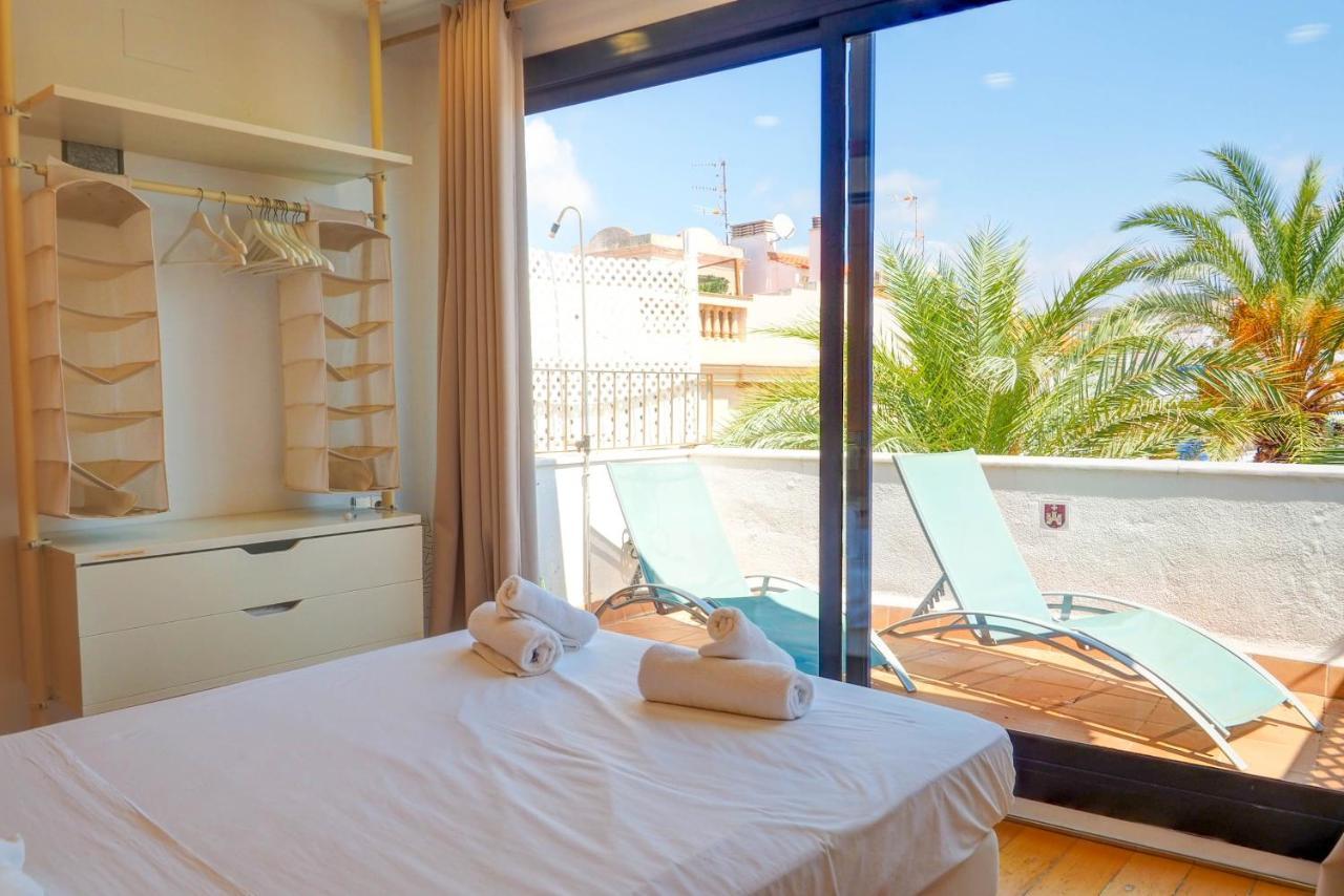 Port Alegre Attic By Hello Homes Sitges Ngoại thất bức ảnh